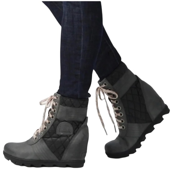 SOREL LEXIE Hidden Wedge Waterproof Bootie Lace Up Quilted Ankle Boot